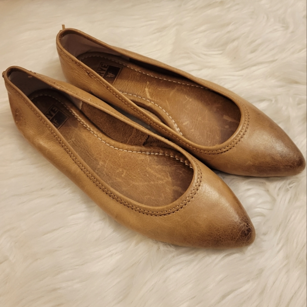 Frye Regina Ballet Flats - tan